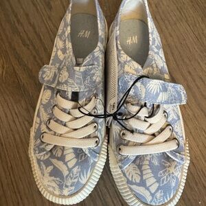 H&M Light Blue Floral Strap Sneakers